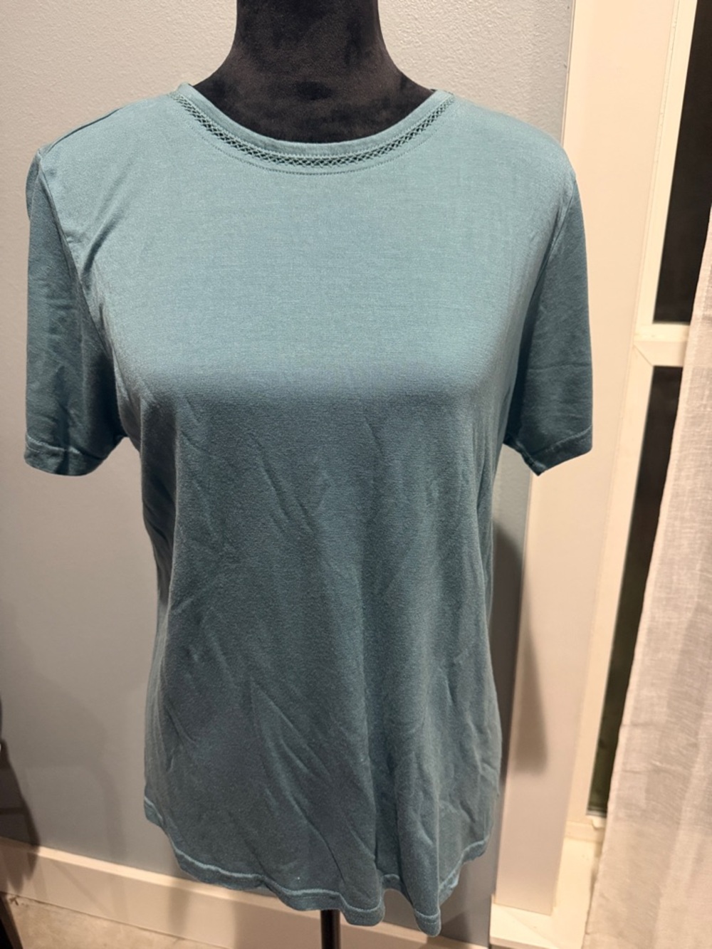 Karen Scott Short Sleeve Detail Crewneck TeeTeal Blue 100% Tencel Made in India